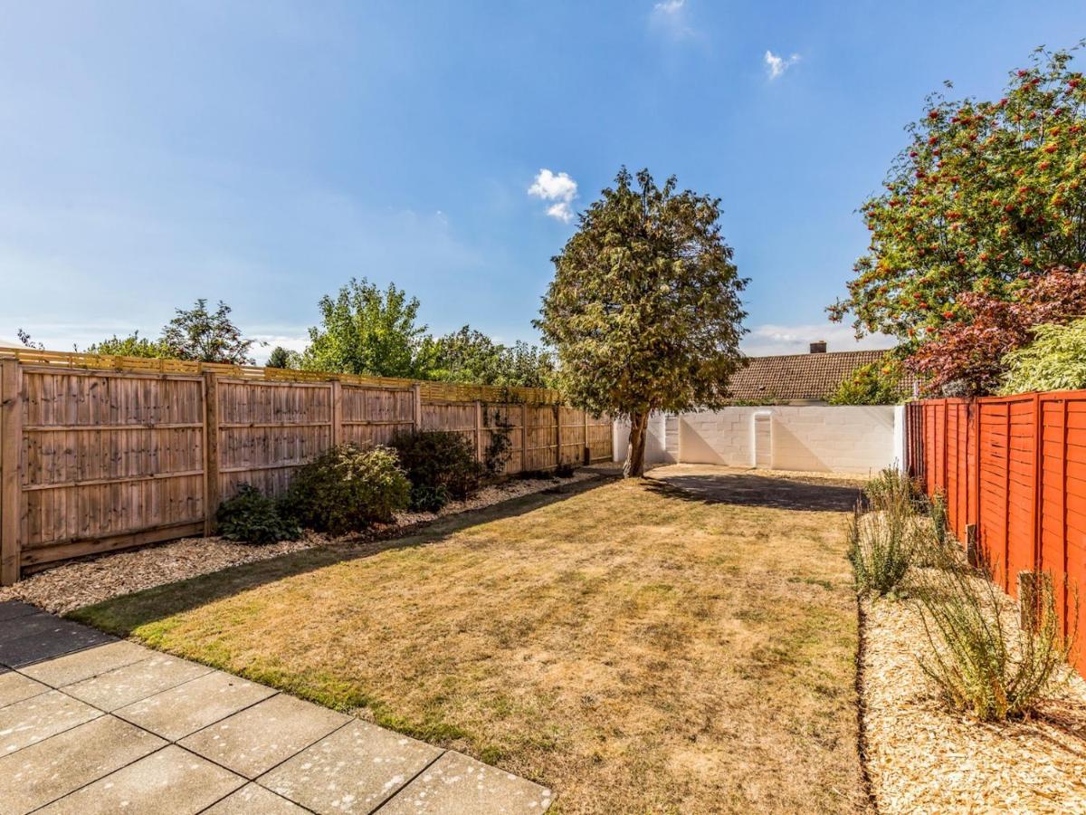 Pass The Keys Lovely Ground Floor Flat With Large Garden Чичестер Экстерьер фото