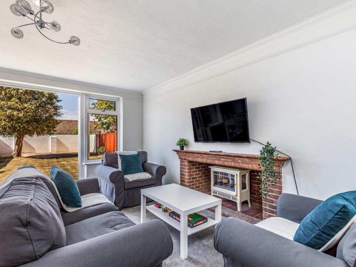 Pass The Keys Lovely Ground Floor Flat With Large Garden Чичестер Экстерьер фото