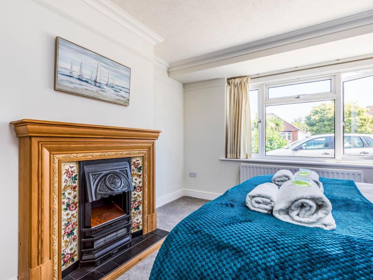 Pass The Keys Lovely Ground Floor Flat With Large Garden Чичестер Экстерьер фото